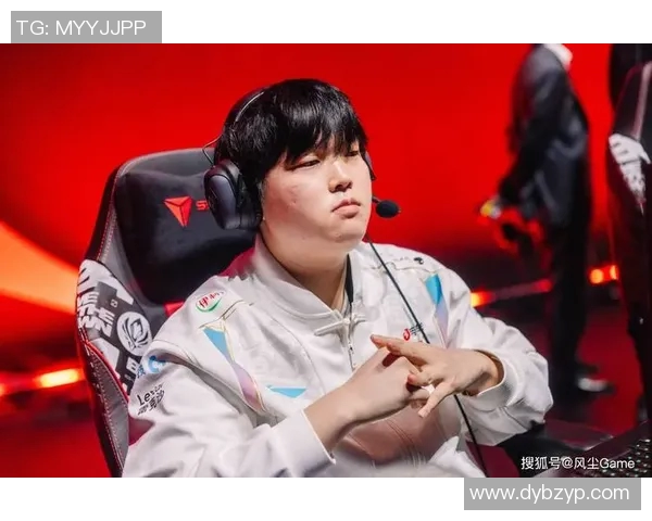 S15LOL赛事中FPX战队技术水平创新高引发王者荣耀玩家热议实时新闻