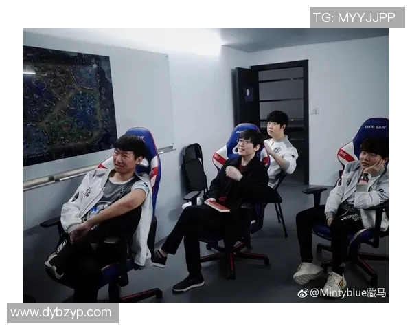 电竞新闻英雄联盟赛场分析IG包夹战术的得失与影响探讨 电竞新闻英雄联盟赛场分析IG包夹战术的得失与影响探讨